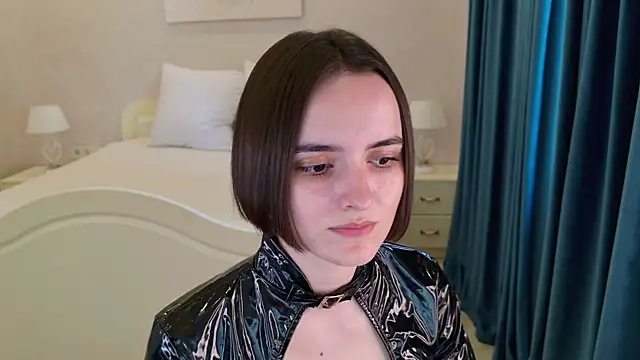 Daisy Heart online show from 7, 7, 2026