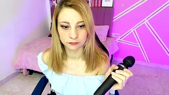 Snapshot of Barbie__sweet chatting on 7, 6, 2026 Barbie sweet online show from 7, 6, 2026