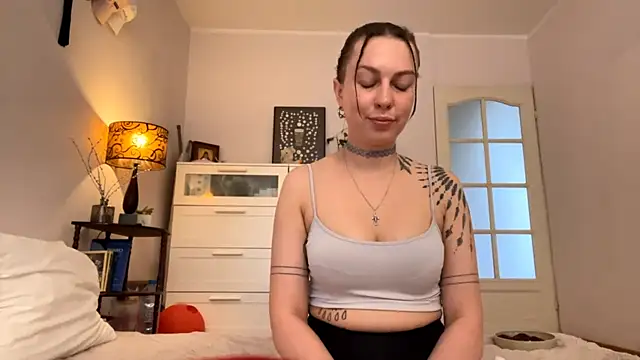 EvelynCharm  online show from 26, 5, 2026