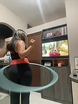 ValdiviaQueen online show from 21, 6, 2026