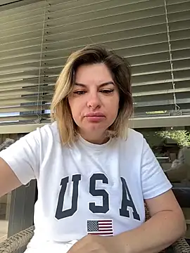evaxxxcurvyxxx online show from 18, 6, 2026