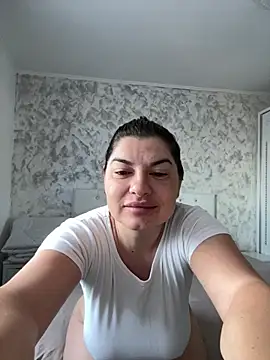 evaxxxcurvyxxx online show from 23, 7, 2026