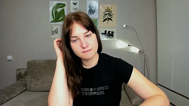 AliciaCollinss online show from 8, 6, 2026