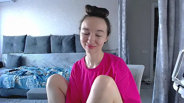 Maryana Ro online show from 21, 10, 2025