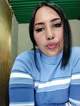 shantall cute online show from 8, 6, 2026