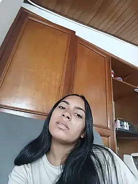 xcleila online show from 1, 6, 2026