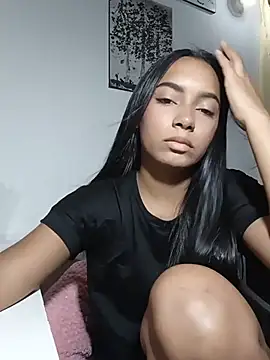 xcleila online show from 18, 6, 2026