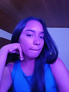 xcleila online show from 25, 6, 2026