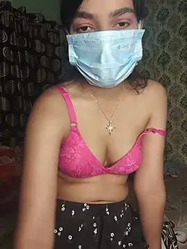 Snapshot of love_kaur chatting on 20, 6, 2026 love kaur online show from 20, 6, 2026