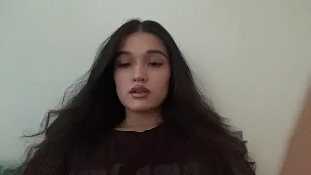 Snapshot of LisetteParajon chatting on 5, 6, 2026 LisetteParajon online show from 5, 6, 2026