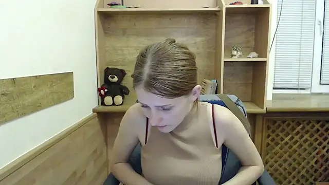 ViolaHot  online show from 4, 7, 2026