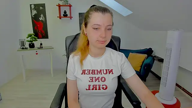 Snapshot of CamelliaStone chatting on 30, 6, 2026 CamelliaStone online show from 30, 6, 2026