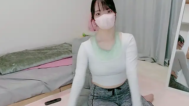 Snapshot of Hikari__o00 chatting on 1, 7, 2026 Hikari o00 online show from 1, 7, 2026