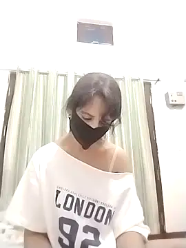 cutieNancy89 online show from 19, 7, 2026
