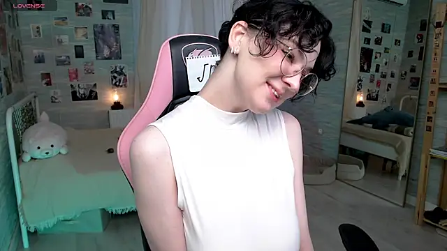 JackieApplePie online show from 27, 7, 2026
