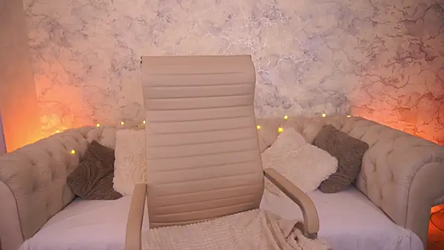 LilitMurrr online show from 18, 6, 2026
