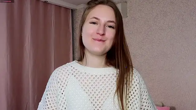 LeishaChamblee online show from 8, 7, 2026