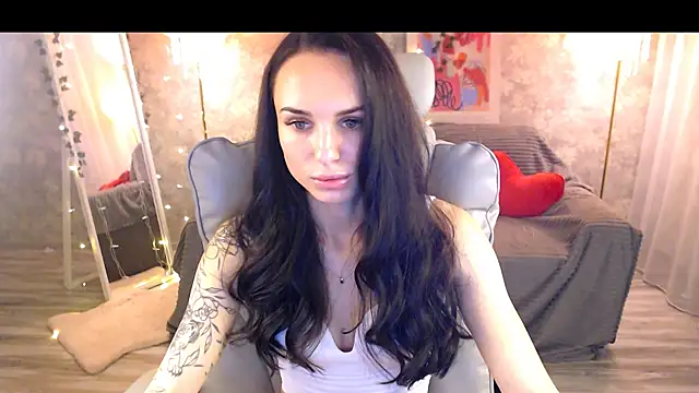 Snapshot of NicoleMerz chatting on 25, 6, 2026 NicoleMerz online show from 25, 6, 2026