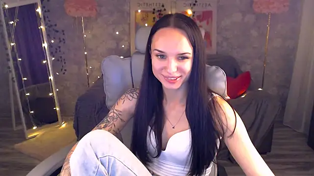 Snapshot of NicoleMerz chatting on 2, 7, 2026 NicoleMerz online show from 2, 7, 2026
