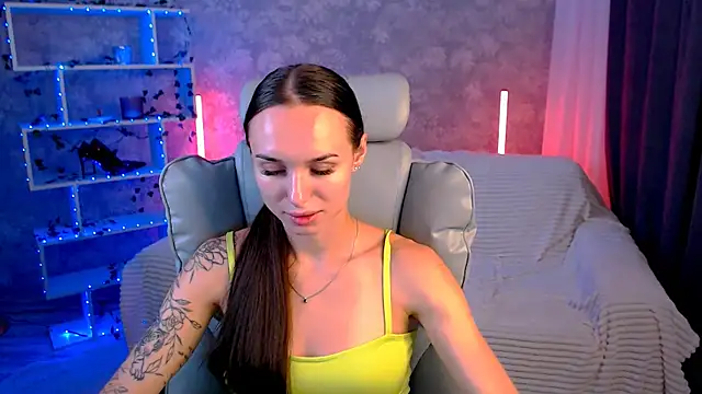 Snapshot of NicoleMerz chatting on 28, 7, 2026 NicoleMerz online show from 28, 7, 2026