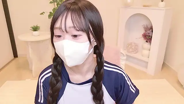 YURInya  online show from 26, 6, 2026