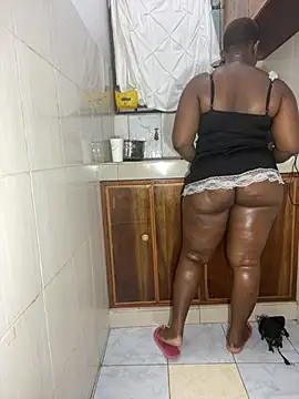 Snapshot of curvy_queen89 chatting on 6, 7, 2026 curvy queen89 online show from 6, 7, 2026