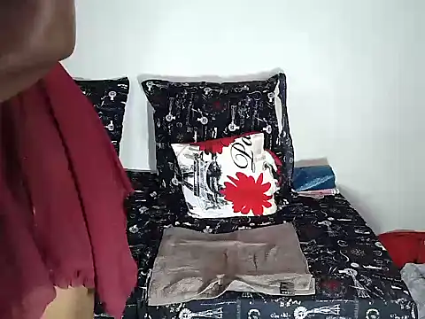 QueenBae 53 online show from 1, 8, 2026