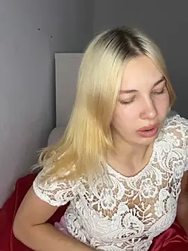 MilaaXOO online show from 4, 8, 2026