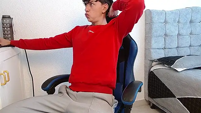 Hot teo1 online show from 28, 7, 2026