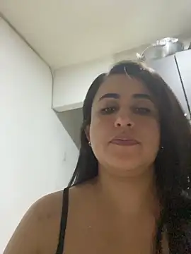 Snapshot of MADAMELUNAXXX chatting on 9, 6, 2026 MADAMELUNAXXX online show from 9, 6, 2026
