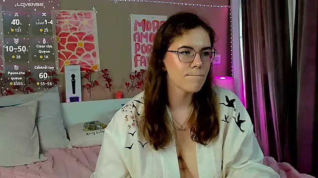 KristinaMay online show from 4, 7, 2026