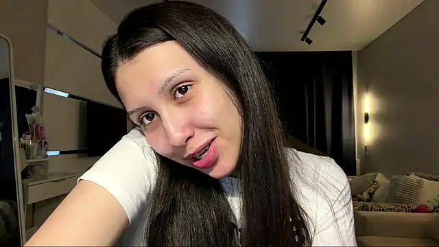 Alicekitty67 online show from 30, 6, 2026