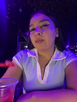 HaileyBieber  online show from 12, 6, 2026