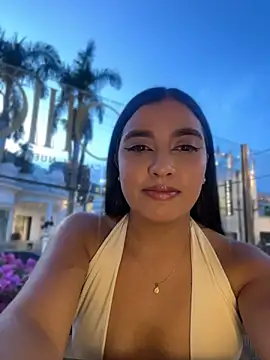 HaileyBieber  online show from 20, 6, 2026