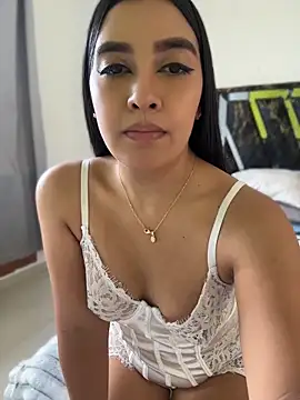 HaileyBieber  online show from 21, 6, 2026