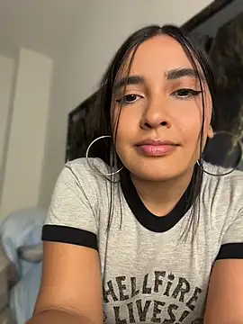 HaileyBieber  online show from 9, 7, 2026