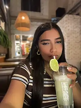 HaileyBieber  online show from 25, 7, 2026