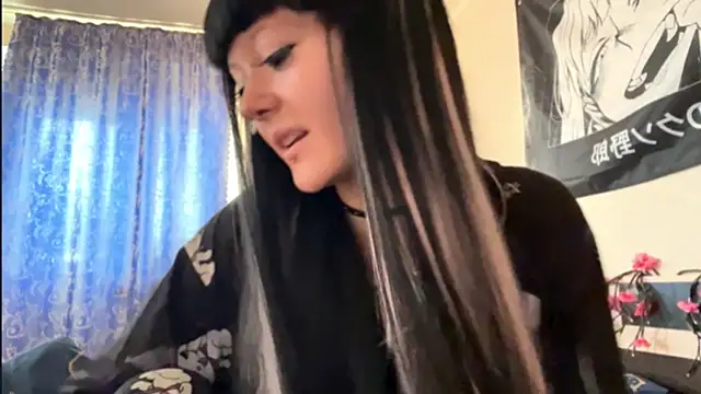 HolyCute online show from 24, 7, 2026