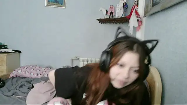 AlessiaViolet online show from 24, 6, 2026