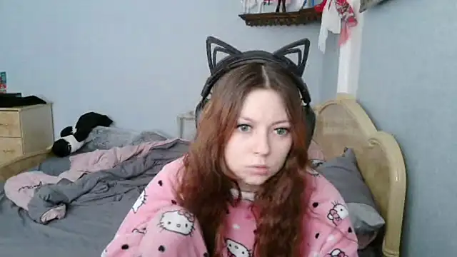 AlessiaViolet online show from 18, 7, 2026