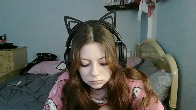 AlessiaViolet online show from 24, 7, 2026