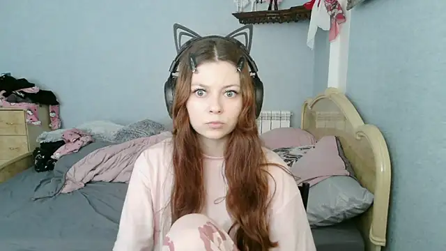AlessiaViolet online show from 25, 7, 2026