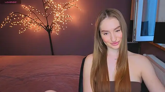 AlisaFoxis online show from 6, 7, 2026