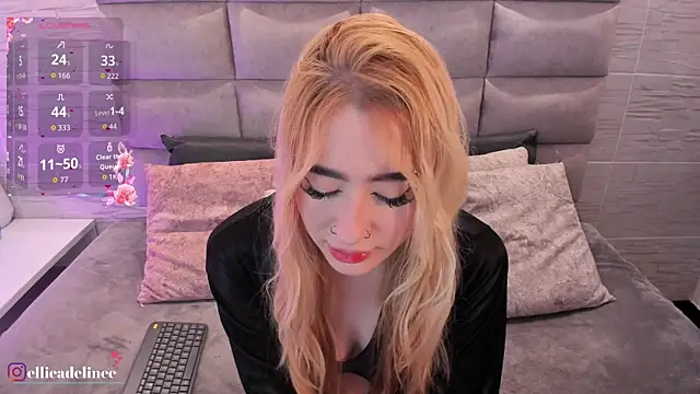 EllieAdeline online show from 28, 7, 2026