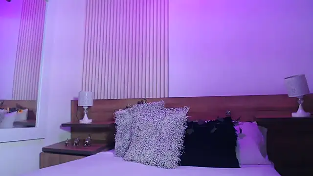 ValentinaGreyy online show from 25, 7, 2026