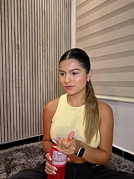 emilyvex online show from 19, 7, 2026