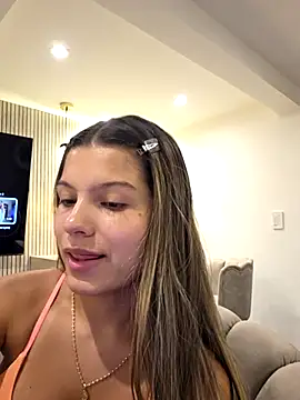 emilyvex online show from 4, 8, 2026