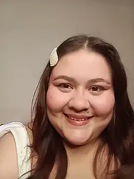 VeryGirlhot online show from 13, 6, 2026