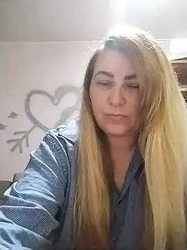 AngelWhite008 online show from 24, 6, 2026