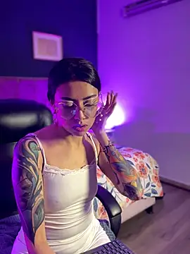 Snapshot of Violeta_muns chatting on 15, 7, 2026 Violeta muns online show from 15, 7, 2026